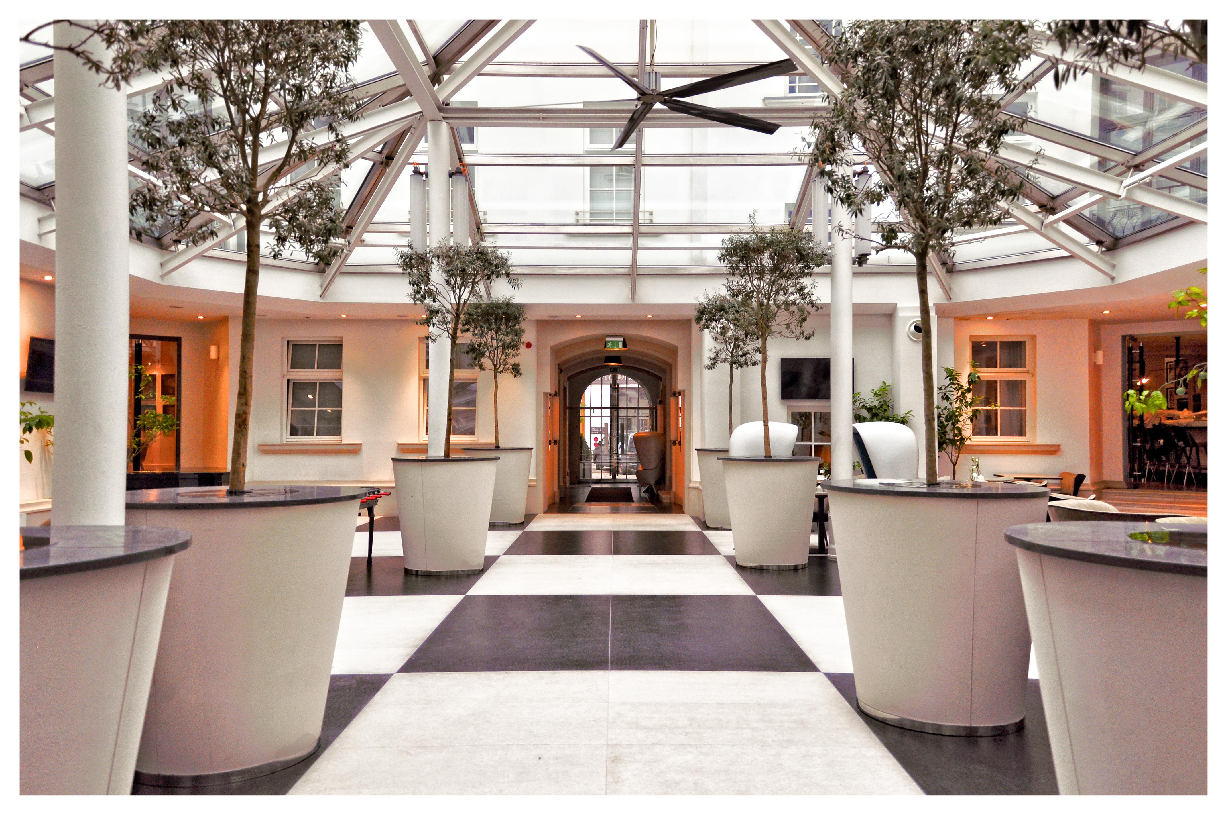 H15 Boutique Hotel, Warsaw, A Member Of Design Hotels ภายนอก รูปภาพ The interior of the hotel