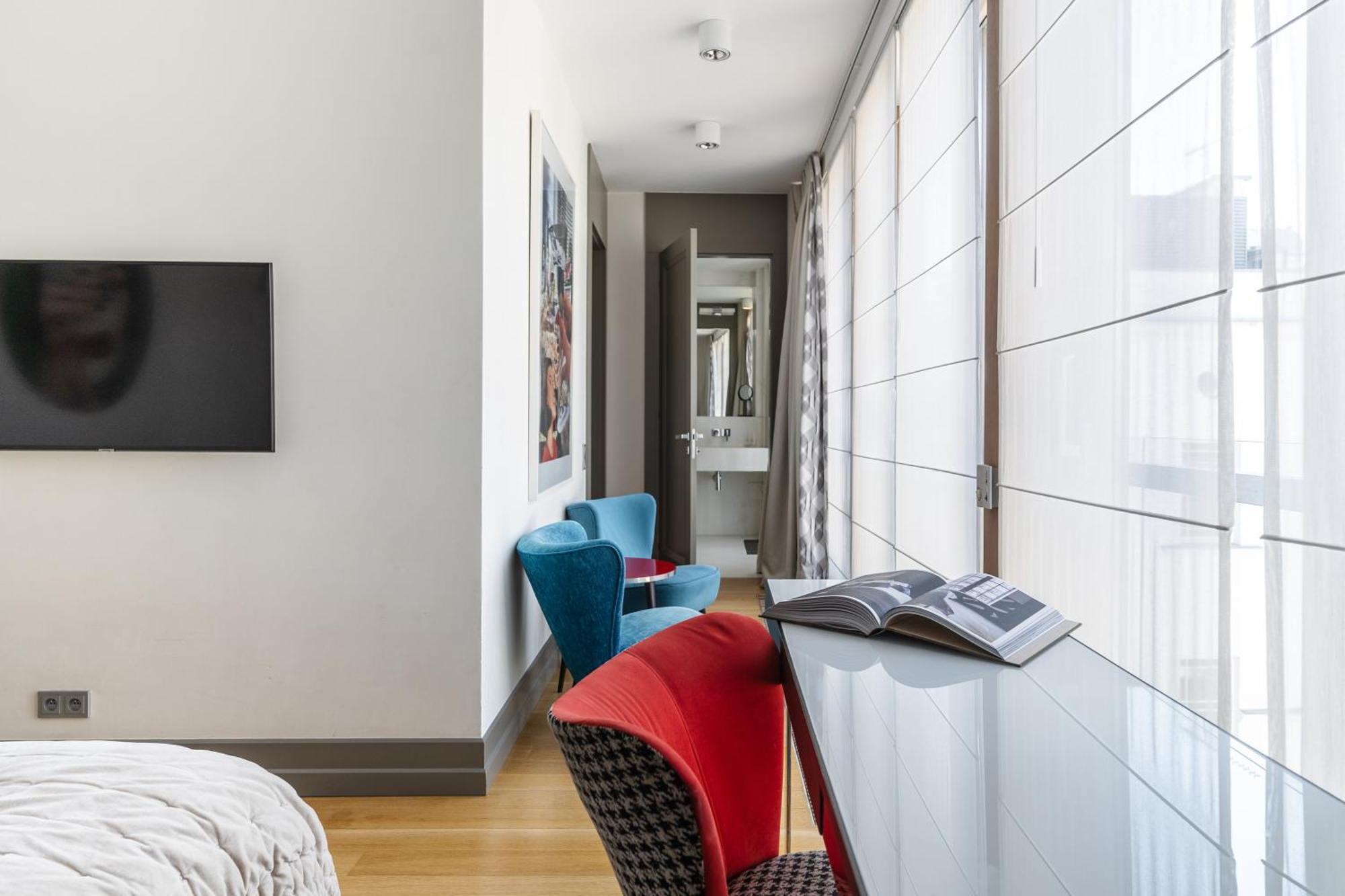 H15 Boutique Hotel, Warsaw, A Member Of Design Hotels ภายนอก รูปภาพ A room at the hotel