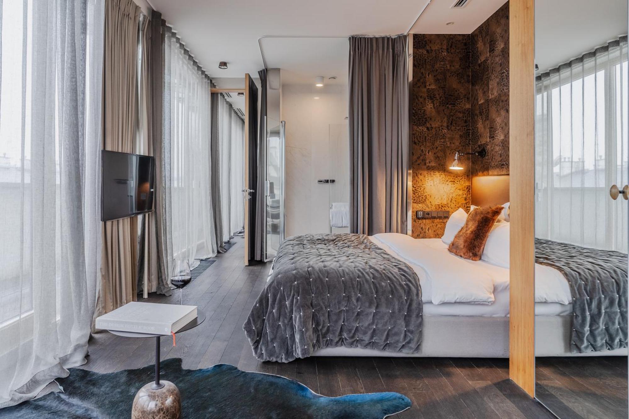 H15 Boutique Hotel, Warsaw, A Member Of Design Hotels ห้อง รูปภาพ A room at the hotel